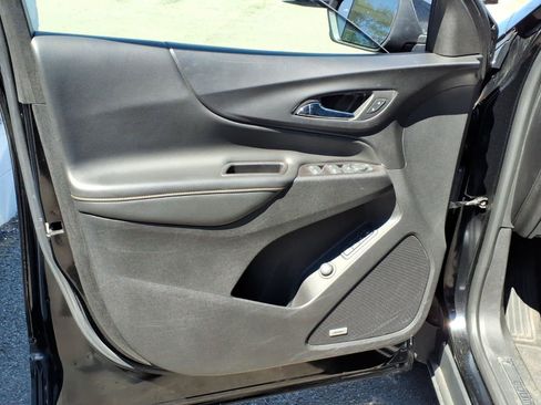 Used 2019 Chevrolet Equinox Premier AWD/4WD image 10