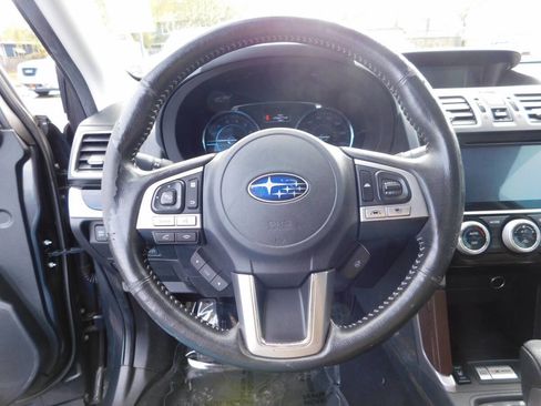 Used 2017 Subaru Forester 2.5i Touring image 10