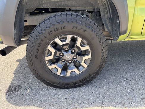 Used 2023 Toyota Tacoma TRD Off-Road AWD/4WD image 62