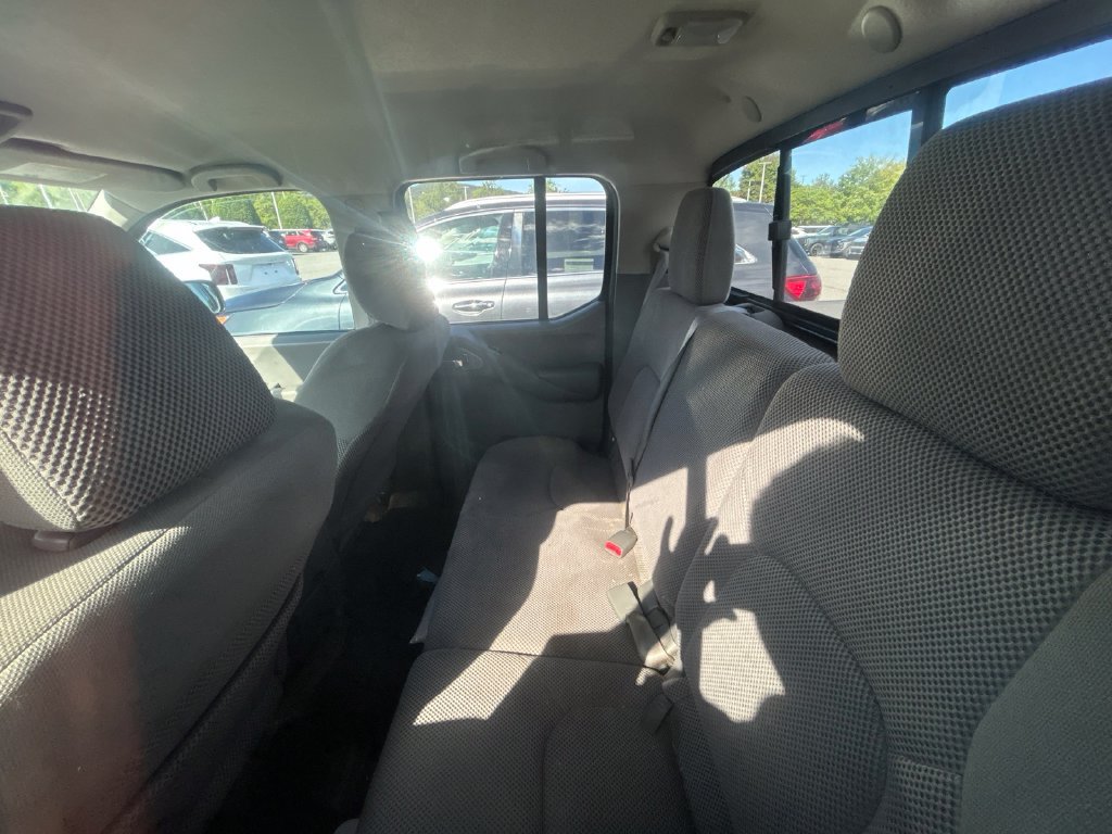 Used 2017 Nissan Frontier SV RWD image 7
