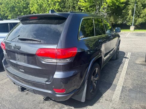 Used 2015 Jeep Grand Cherokee Altitude AWD/4WD image 6