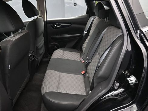 Used 2019 Nissan Rogue Sport SV image 20