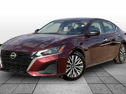 Used 2025 Nissan Altima 2.5 SV