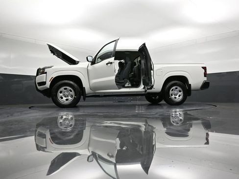 New 2026 Nissan Frontier S image 35