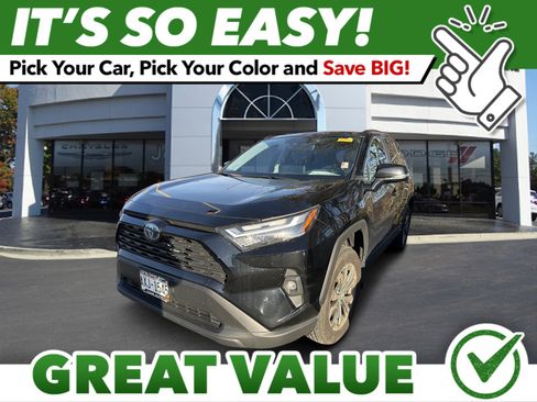 Used 2024 Toyota RAV4 XLE Premium image 1