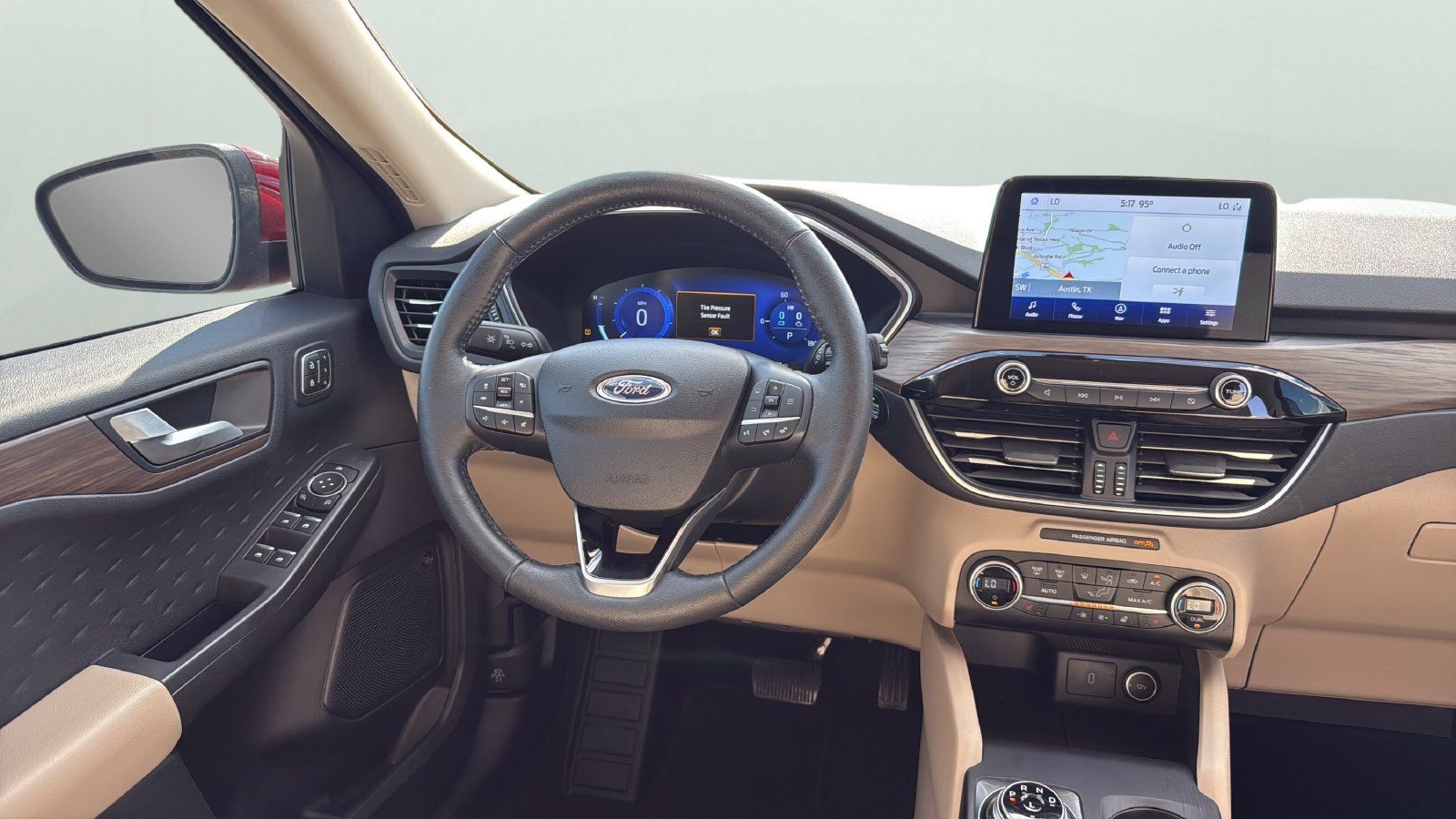 Used 2020 Ford Escape Titanium FWD image 10