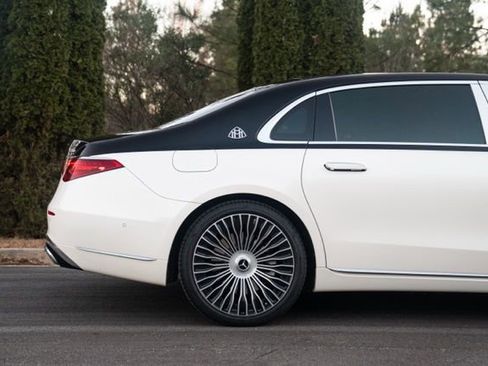 Used 2023 Mercedes-Benz Maybach S 580 4MATIC image 14