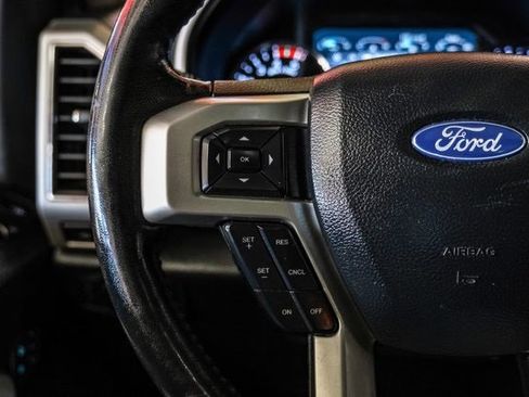 Used 2019 Ford F250 Lariat w/ Lariat Ultimate Package image 15