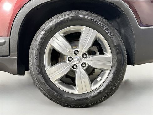 Used 2012 Kia Sorento EX w/ EX V6 Premium Pkg image 39