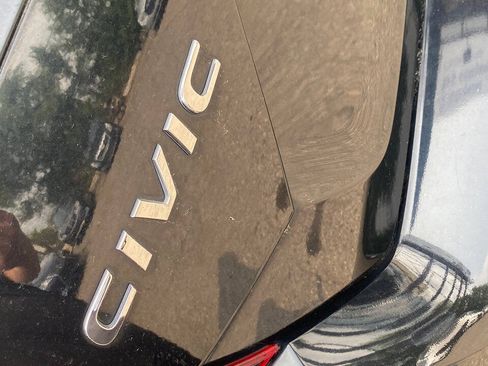 Used 2016 Honda Civic EX image 11