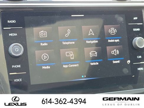 Used 2023 Volkswagen Tiguan SE w/ Panoramic Sunroof Package AWD/4WD image 32