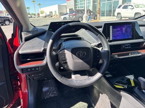 Used 2024 Toyota Prius Prime SE image 12