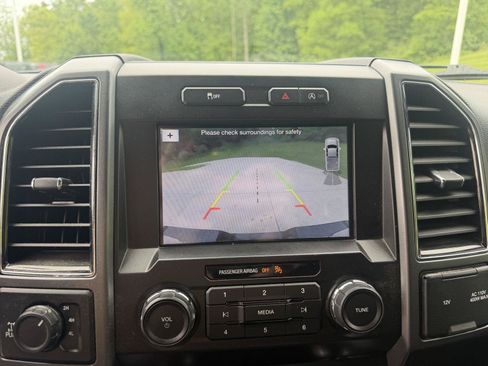 Used 2019 Ford F150 XLT w/ Equipment Group 302A Luxury AWD/4WD image 20