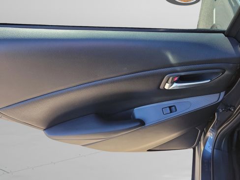 Used 2019 Toyota Yaris XLE image 23