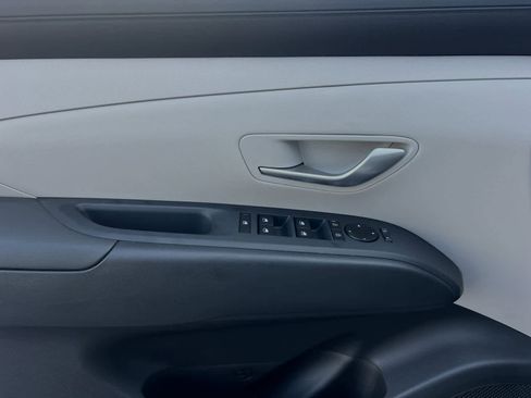 New 2025 Hyundai Tucson SEL image 12