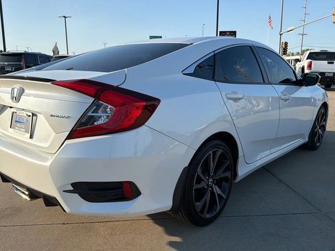 Used 2019 Honda Civic Sport image 18