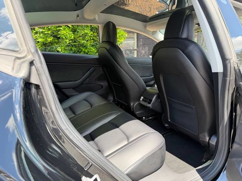 Used 2019 Tesla Model 3 Long Range AWD/4WD image 37