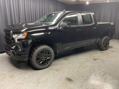 New 2026 Chevrolet Silverado 1500 LT Trail Boss w/ LPO, Dark Essentials Package image 2