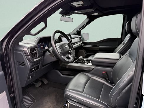 Used 2024 Ford F150 Lariat AWD/4WD image 4