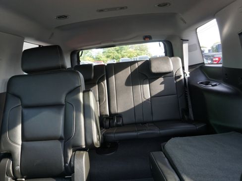 Used 2019 GMC Yukon SLT image 31