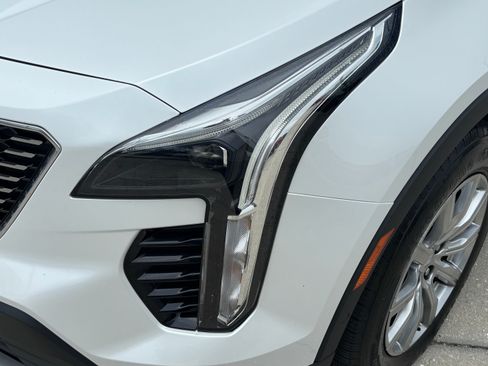 Certified 2023 Cadillac XT4 Premium Luxury w/ Enhanced Visibility Package FWD image 9