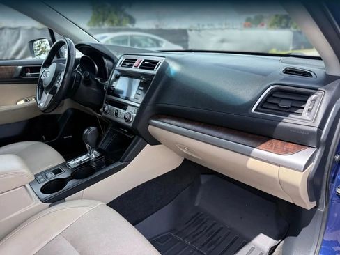 Used 2015 Subaru Outback 3.6R Limited AWD/4WD image 19