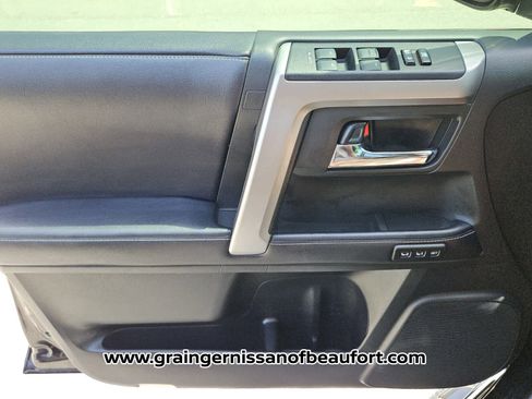 Used 2018 Toyota 4Runner Limited AWD/4WD image 16