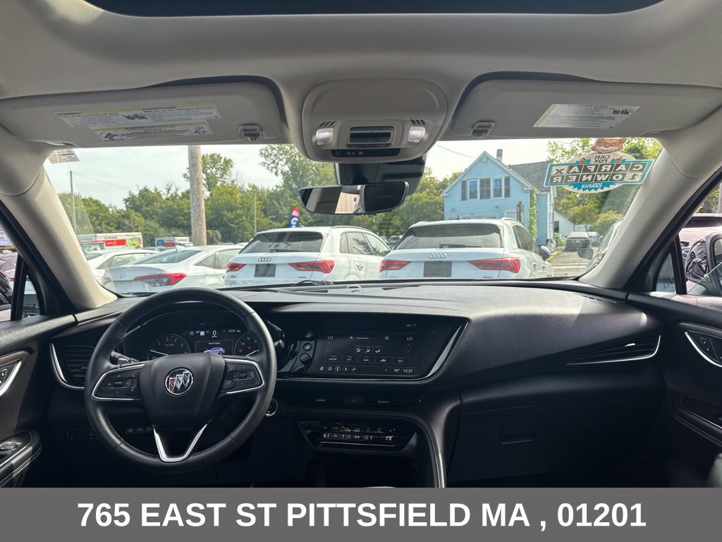 Used 2023 Buick Envision Avenir AWD/4WD image 22