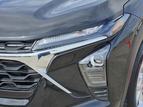 New 2026 Chevrolet Trax LS w/ LS Convenience Package image 10