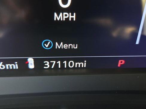 Used 2024 Cadillac XT6 Premium Luxury w/ Technology Package image 24