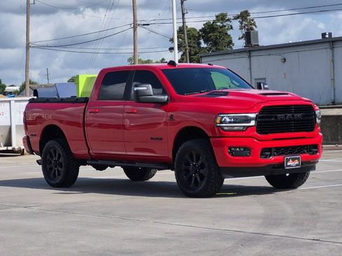 Used 2023 RAM 2500 Laramie w/ Night Edition AWD/4WD image 8