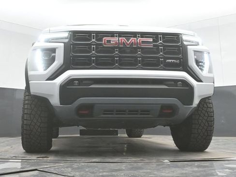 Used 2024 GMC Canyon AT4 w/ AT4 Premium Package AWD/4WD image 41