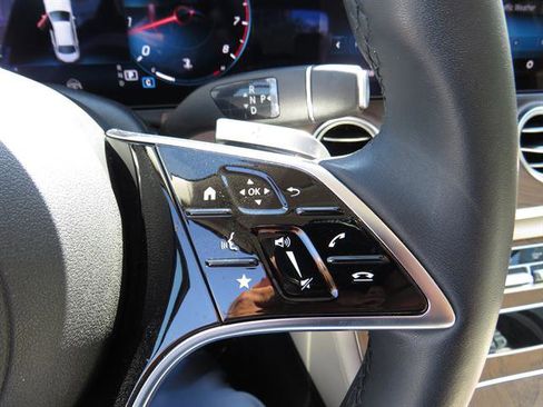 Certified 2022 Mercedes-Benz E 350 4MATIC Sedan image 9