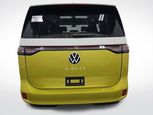 Used 2025 Volkswagen ID. Buzz 1st Edition image 5