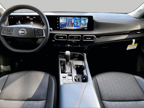New 2026 Nissan Sentra SR w/ SR Premium Package FWD image 5