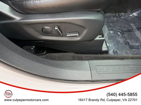 Used 2018 Ford Explorer XLT w/ Equipment Group 202A image 18