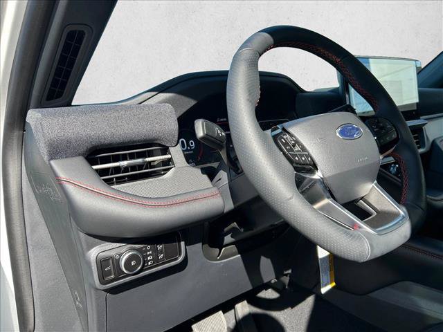 New 2026 Ford Explorer ST-Line w/ ST-Line Street Pack RWD image 4