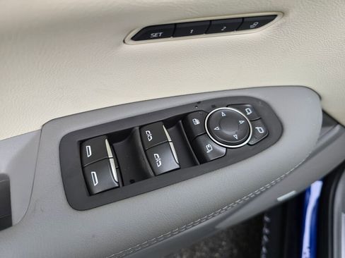 New 2025 Cadillac XT5 Premium Luxury image 33