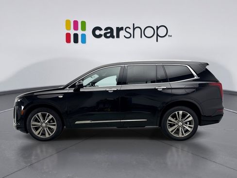 Used 2021 Cadillac XT6 Premium Luxury AWD/4WD image 2