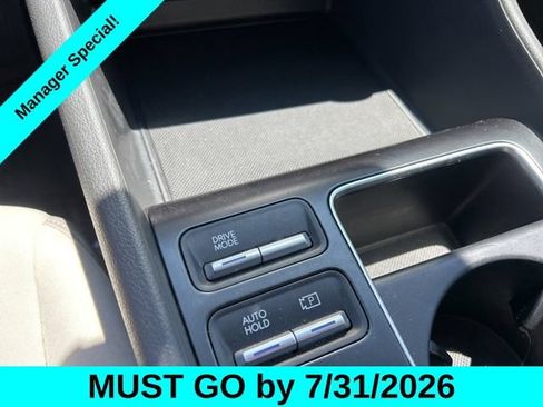 Used 2025 Hyundai Sonata SEL FWD image 25
