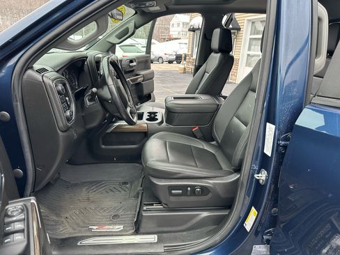 Used 2022 Chevrolet Silverado 1500 LT Trail Boss image 8