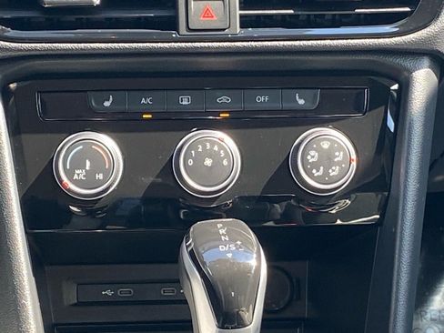 Certified 2023 Volkswagen Taos S image 10