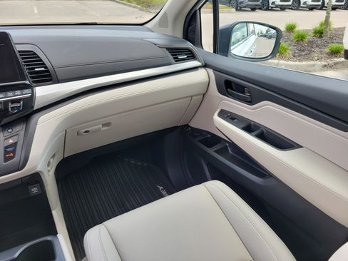 Used 2025 Honda Odyssey EX-L image 21