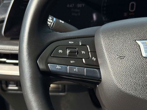 Used 2025 Cadillac XT4 Premium Luxury FWD image 31