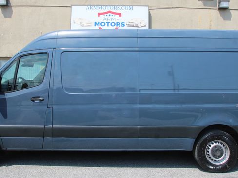 Used 2019 Mercedes-Benz Sprinter 170 image 5
