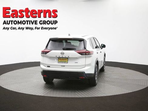 Used 2024 Nissan Rogue S AWD/4WD image 39