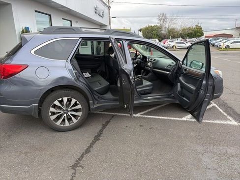 Used 2016 Subaru Outback 2.5i Limited image 16
