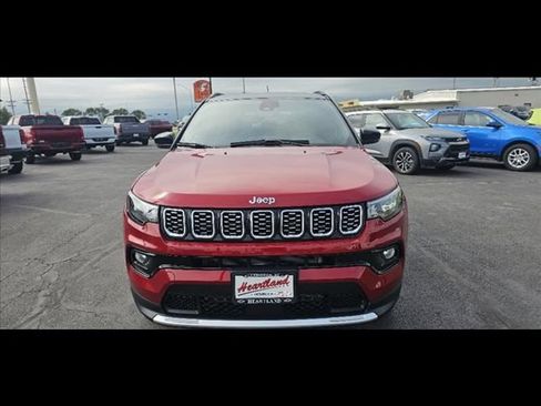 Used 2025 Jeep Compass Limited AWD/4WD image 8