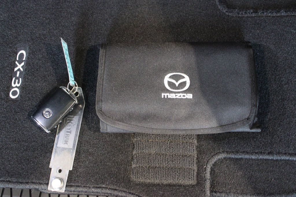 Used 2021 MAZDA CX-30 FWD 2.5 S w/ Preferred Package image 29