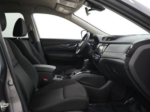 Used 2020 Nissan Rogue SV AWD/4WD image 13
